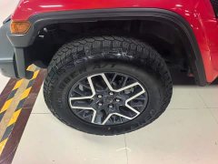 Jeep Wrangler 2.0T Sahara Four-Door - ფოტო 3