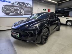 Tesla Model Y Standard Range RWD - photo 1