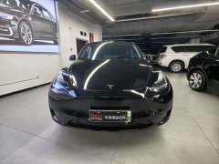 Tesla Model Y Standard Range RWD - photo 2