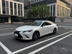 Lexus ES 300h Premium Edition - ფოტო 7