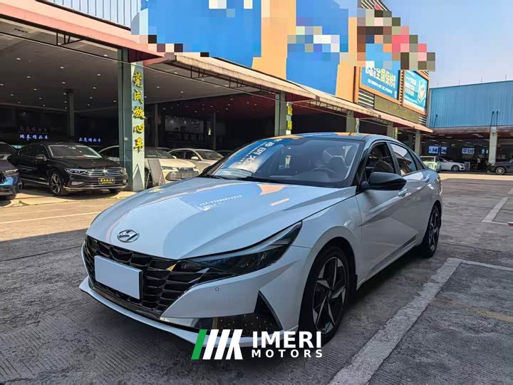 Hyundai Elantra 1.5L CVT Luxury - автомобиль из Китая