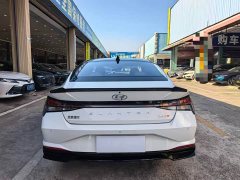 Hyundai Elantra 1.5L CVT Luxury - фото 11