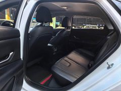 Hyundai Elantra 1.5L CVT Luxury - фото 6