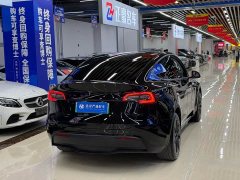 Tesla Model Y Standard Range RWD - ფოტო 6