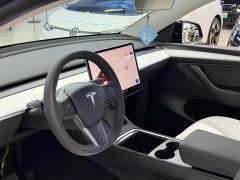 Tesla Model Y Standard Range RWD - ფოტო 7