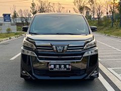 Toyota Vellfire Crown Hybrid 2.5L HV Premium Edition - фото 1