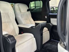 Lexus LM 300h Four-Seat Royal Edition - ფოტო 8