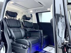 Honda Odyssey 2.0L e:HEV Luxury - ფოტო 10