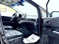 Honda Odyssey 2.0L e:HEV Luxury - ფოტო 12
