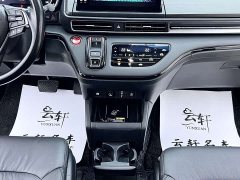 Honda Odyssey 2.0L e:HEV Luxury - ფოტო 17