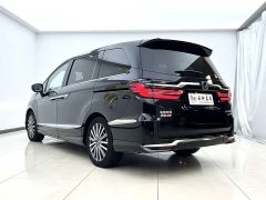 Honda Odyssey 2.0L e:HEV Luxury - ფოტო 5