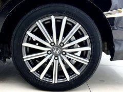 Honda Odyssey 2.0L e:HEV Luxury - ფოტო 9