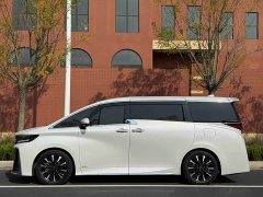 Toyota Vellfire Crown Hybrid 2.5L Premium Edition - ფოტო 12