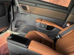 Toyota Vellfire Crown Hybrid 2.5L Premium Edition - ფოტო 9