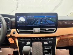 FAW Red Flag HQ9 PHEV 2.0T AWD Luxury - ფოტო 12