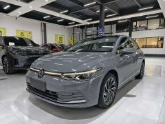 Volkswagen Golf 280TSI DSG Pro - ფოტო 1