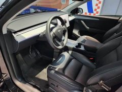 Tesla Model Y Rear-Wheel Drive - фото 4