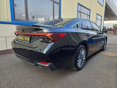 Toyota Avalon Hybrid 2.0L Luxury - ფოტო 8