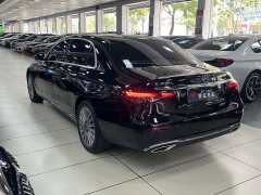 Mercedes-Benz E-Class E 300 L Luxury - photo 9