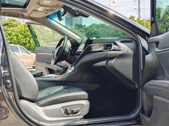 Toyota Camry Hybrid 2.5L HGVP Leading Edition - photo 12