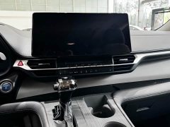 Toyota Gravia 2.5L Hybrid Premium Welfare Plus Edition - photo 13