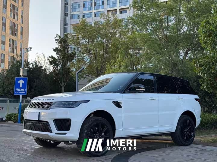 Land Rover Range Rover Sport 3.0 L6 Ebony Edition