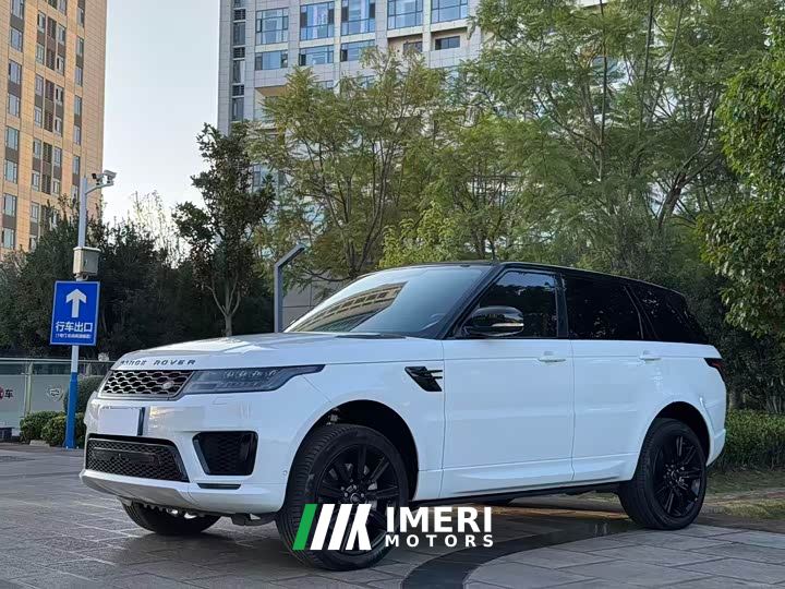 Land Rover Range Rover Sport 3.0 L6 Ebony Edition