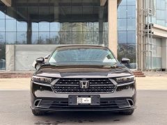 Honda Accord 260TURBO Excellence Edition - фото 2