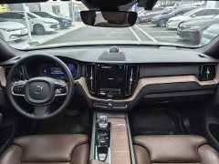 Volvo XC60 Plug-in Hybrid T8 PHEV Long Range AWD Smart Remote Luxury Edition - ფოტო 5