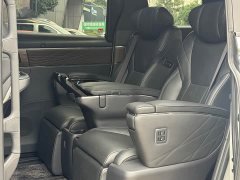Toyota Alphard Hybrid 2.5L Premium Edition - фото 7