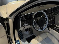 Rolls-Royce Cullinan Black Badge - фото 12