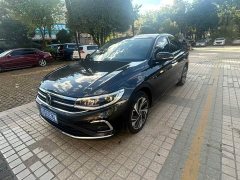 Volkswagen Bora 200TSI DSG Smart Edition - ფოტო 1
