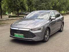 BYD Qin PLUS Glory Edition DM-i 55KM Superior - ფოტო 1
