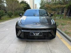 Lynk & Co 03 1.5T DCT Pro - ფოტო 1