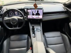 Lynk & Co 03 1.5T DCT Pro - ფოტო 3