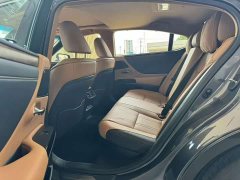 Lexus ES 300h Executive Edition - ფოტო 12