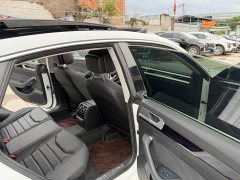 Volkswagen CC 380TSI Eye-Catching Popular Edition - photo 11