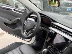 Volkswagen CC 380TSI Eye-Catching Popular Edition - photo 14