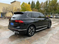 Volkswagen Tiguan L 330TSI Automatic FWD R-Line Comfort Edition - photo 5
