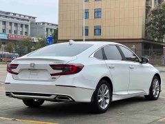 Honda Accord 260TURBO Luxury Edition - photo 4