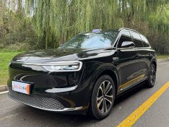 Aito M7 BEV Max 4WD Edition 5-seater (896-line LiDAR) - photo 1