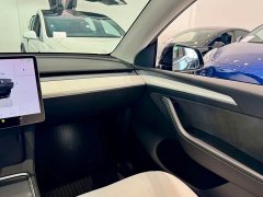 Tesla Model Y Rear-Wheel Drive - фото 12