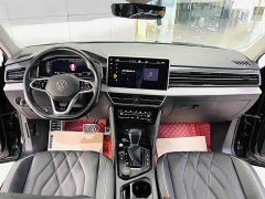 Volkswagen Tiguan L Facelift 380TSI Automatic AWD R-Line Comfort 7-Seater - фото 9