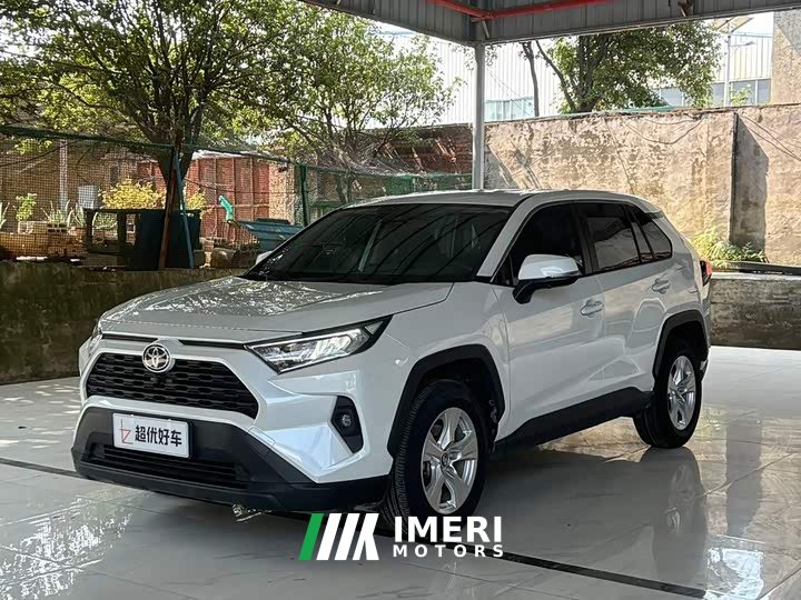 Toyota RAV4 2.0L CVT FWD Urban Edition