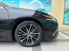 Lexus ES 300h Premium Edition - фото 7