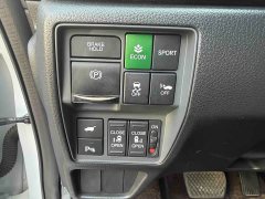 Honda Odyssey 2.0L e:HEV Luxury - ფოტო 13