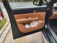 Li Auto ONE Extended Range 6-Seater - фото 7