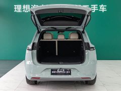 Li Auto L6 Max Smart Refresh Edition - ფოტო 8