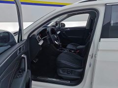 Volkswagen Tiguan L 330TSI Automatic FWD R-Line Comfort Edition - фото 9