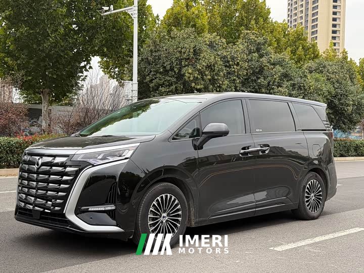 Denza D9 DM-i 970 AWD Flagship - ავტომობილი ჩინეთიდან